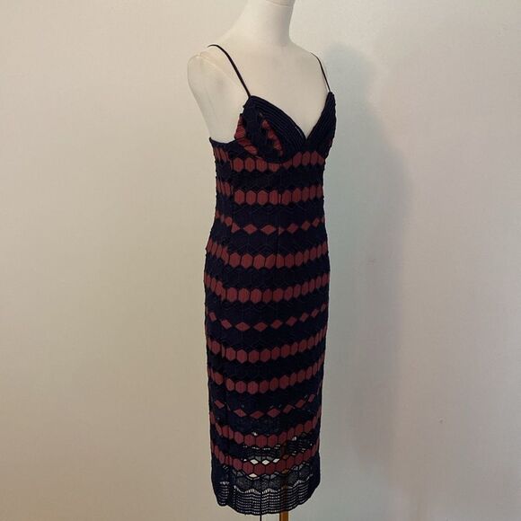 Bardot Navy & Mauve Diamond Lace Bodycon Dress Size 4 NWT - Picture 5 of 14